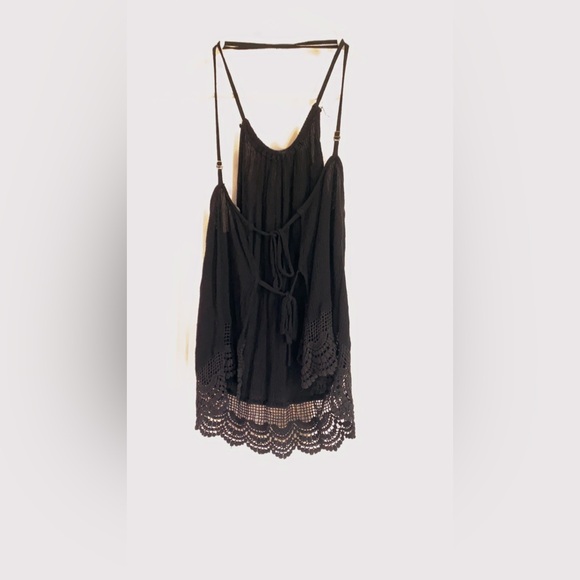 Elegant Black Lace Trim Women's Top - Picture 2 of 3